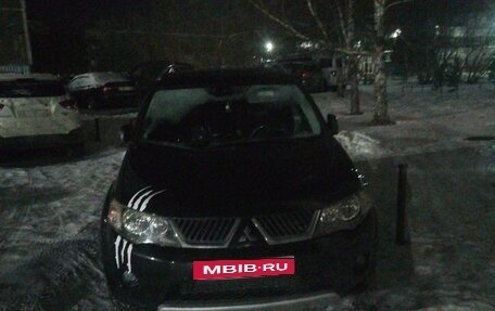 Mitsubishi Outlander III рестайлинг 3, 2008 год, 1 070 000 рублей, 1 фотография