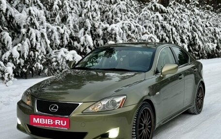 Lexus IS II рестайлинг 2, 2005 год, 1 300 000 рублей, 3 фотография