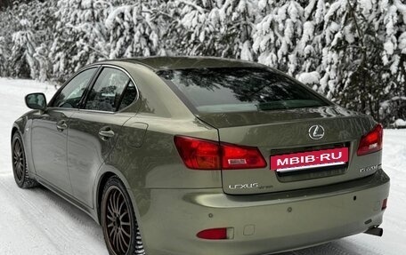 Lexus IS II рестайлинг 2, 2005 год, 1 300 000 рублей, 9 фотография