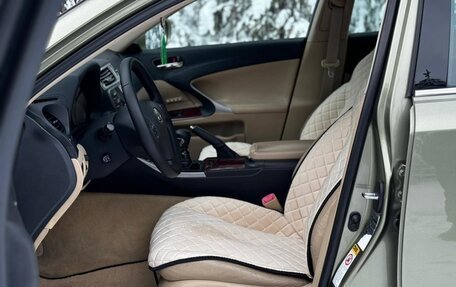 Lexus IS II рестайлинг 2, 2005 год, 1 300 000 рублей, 14 фотография