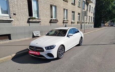 Mercedes-Benz E-Класс, 2020 год, 5 500 000 рублей, 1 фотография