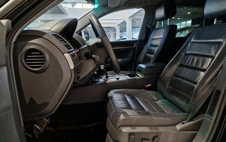 Volkswagen Touareg III, 2009 год, 1 080 000 рублей, 10 фотография