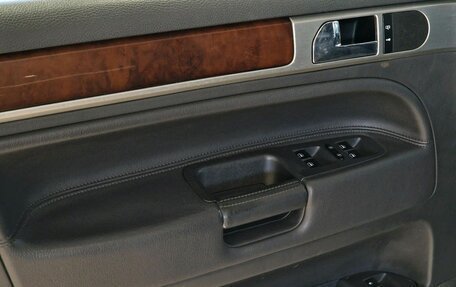 Volkswagen Touareg III, 2009 год, 1 080 000 рублей, 26 фотография