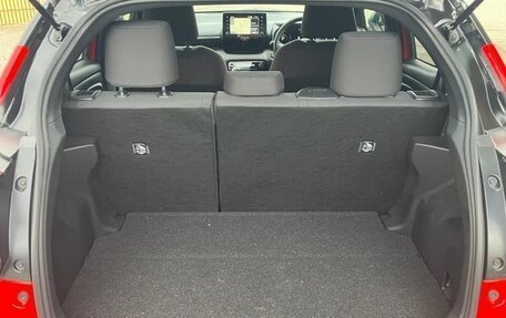 Toyota Yaris, 2023 год, 1 250 777 рублей, 22 фотография