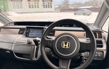 Honda Stepwgn III, 2009 год, 1 050 000 рублей, 15 фотография