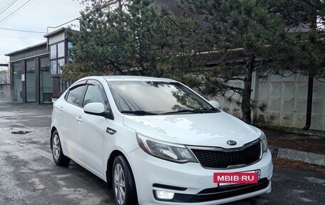 KIA Rio III рестайлинг, 2015 год, 1 100 000 рублей, 2 фотография