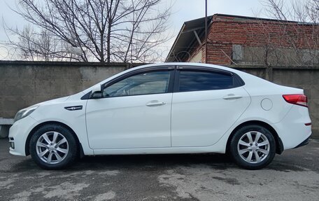 KIA Rio III рестайлинг, 2015 год, 1 100 000 рублей, 18 фотография