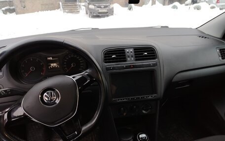 Volkswagen Polo VI (EU Market), 2016 год, 1 150 000 рублей, 8 фотография