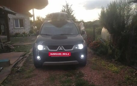 Mitsubishi Outlander III рестайлинг 3, 2008 год, 1 070 000 рублей, 4 фотография