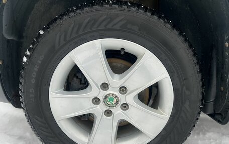 Skoda Yeti I рестайлинг, 2012 год, 1 000 000 рублей, 10 фотография