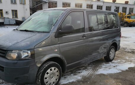 Volkswagen Caravelle T5, 2012 год, 1 200 000 рублей, 2 фотография