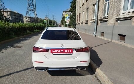 Mercedes-Benz E-Класс, 2020 год, 5 500 000 рублей, 6 фотография