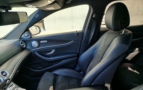 Mercedes-Benz E-Класс, 2020 год, 5 500 000 рублей, 11 фотография