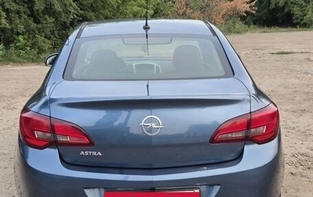 Opel Astra J, 2013 год, 720 000 рублей, 18 фотография