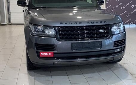Land Rover Range Rover IV рестайлинг, 2015 год, 3 800 000 рублей, 2 фотография