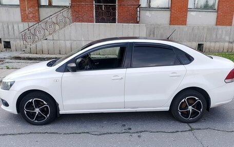 Volkswagen Polo VI (EU Market), 2011 год, 550 000 рублей, 5 фотография