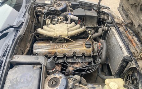 BMW 5 серия, 1989 год, 300 000 рублей, 10 фотография