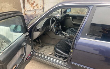 BMW 5 серия, 1989 год, 300 000 рублей, 11 фотография