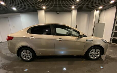 KIA Rio III рестайлинг, 2012 год, 670 000 рублей, 2 фотография