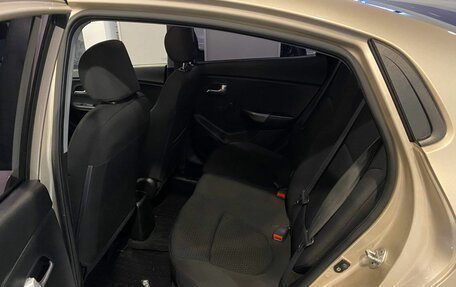 KIA Rio III рестайлинг, 2012 год, 670 000 рублей, 24 фотография