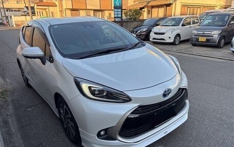 Toyota Aqua, 2021 год, 1 275 000 рублей, 4 фотография