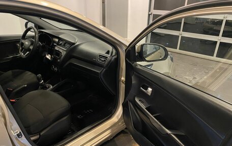 KIA Rio III рестайлинг, 2012 год, 670 000 рублей, 26 фотография