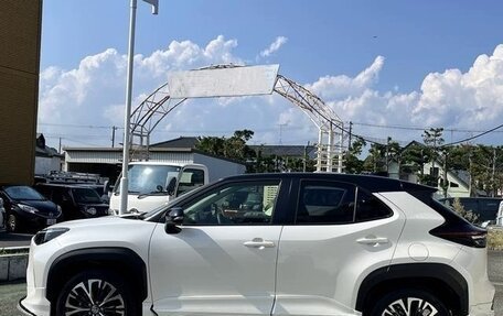 Toyota Yaris Cross, 2021 год, 1 640 000 рублей, 5 фотография