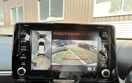 Toyota Yaris Cross, 2021 год, 1 640 000 рублей, 18 фотография