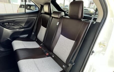 Toyota Yaris Cross, 2021 год, 1 640 000 рублей, 25 фотография