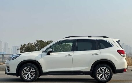 Subaru Forester, 2022 год, 2 500 000 рублей, 7 фотография