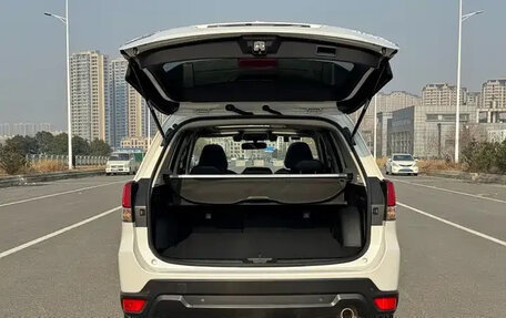 Subaru Forester, 2022 год, 2 500 000 рублей, 9 фотография