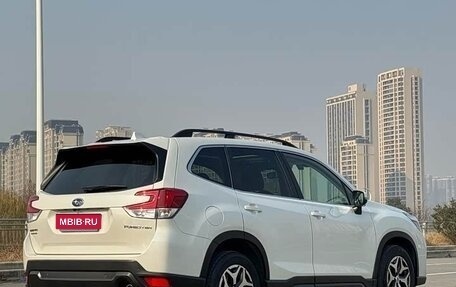 Subaru Forester, 2022 год, 2 500 000 рублей, 4 фотография