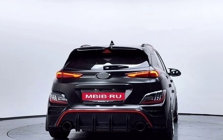 Hyundai Kona I, 2022 год, 2 280 000 рублей, 4 фотография