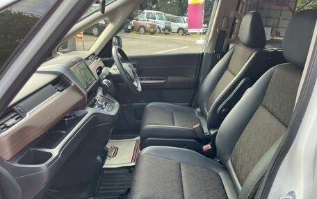 Honda Freed II, 2022 год, 1 325 000 рублей, 17 фотография