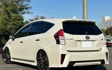 Toyota Prius Alpha I (ZVW40/41), 2021 год, 1 870 000 рублей, 7 фотография