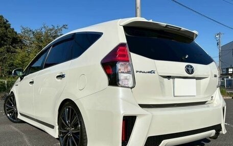 Toyota Prius Alpha I (ZVW40/41), 2021 год, 1 870 000 рублей, 8 фотография