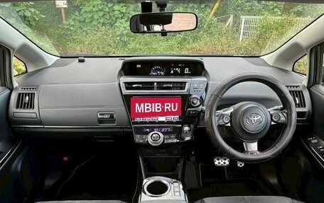 Toyota Prius Alpha I (ZVW40/41), 2021 год, 1 870 000 рублей, 12 фотография