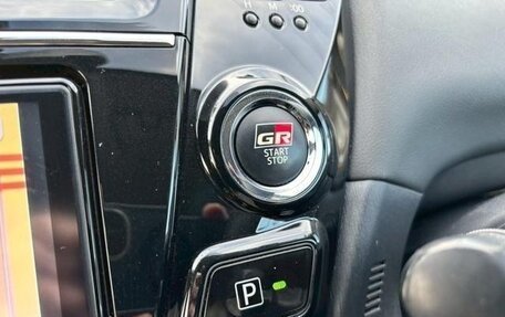 Toyota Prius Alpha I (ZVW40/41), 2021 год, 1 870 000 рублей, 20 фотография