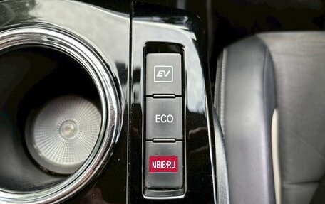 Toyota Prius Alpha I (ZVW40/41), 2021 год, 1 870 000 рублей, 22 фотография