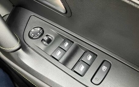 Peugeot 2008 II, 2021 год, 1 180 000 рублей, 19 фотография