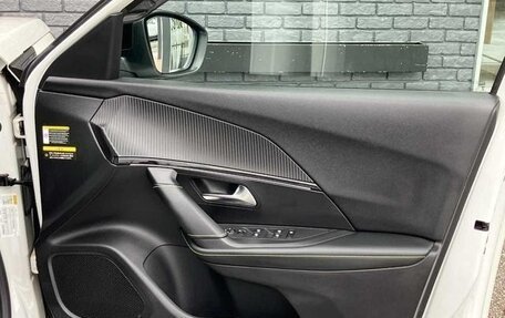 Peugeot 2008 II, 2021 год, 1 180 000 рублей, 29 фотография