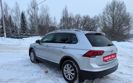 Volkswagen Tiguan II, 2019 год, 2 330 000 рублей, 4 фотография