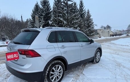 Volkswagen Tiguan II, 2019 год, 2 330 000 рублей, 6 фотография