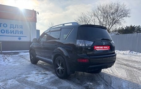 Mitsubishi Outlander III рестайлинг 3, 2007 год, 1 100 000 рублей, 2 фотография