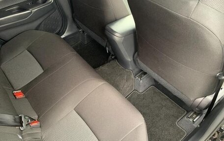 Toyota C-HR I рестайлинг, 2018 год, 1 500 000 рублей, 10 фотография