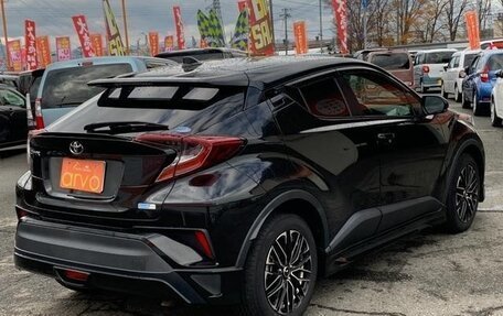 Toyota C-HR I рестайлинг, 2018 год, 1 500 000 рублей, 4 фотография