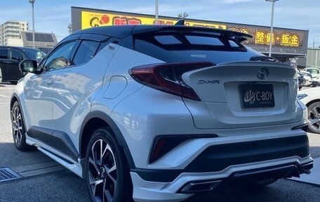 Toyota C-HR I рестайлинг, 2019 год, 1 620 000 рублей, 6 фотография