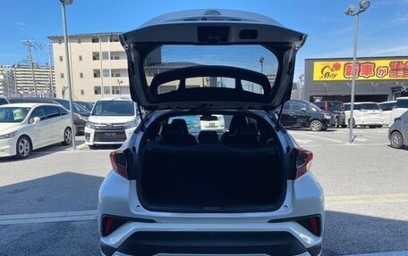 Toyota C-HR I рестайлинг, 2019 год, 1 620 000 рублей, 10 фотография