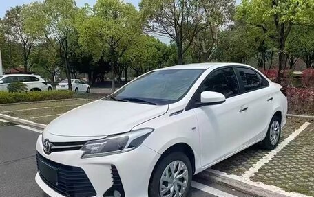 Toyota Vios III, 2022 год, 1 120 000 рублей, 3 фотография
