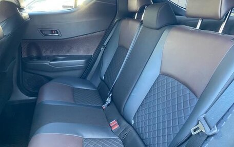 Toyota C-HR I рестайлинг, 2019 год, 1 620 000 рублей, 17 фотография